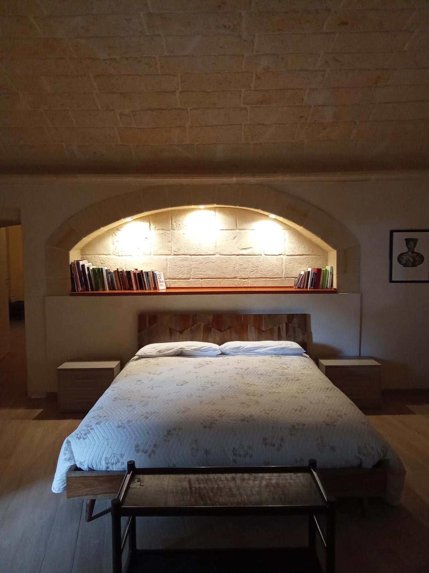 Casa Nel Quartiere Delle Ceramiche Villa Grottaglie Exteriör bild